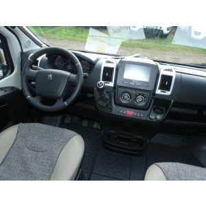 Dethleffs-Globetrail-640 S Peugeot-