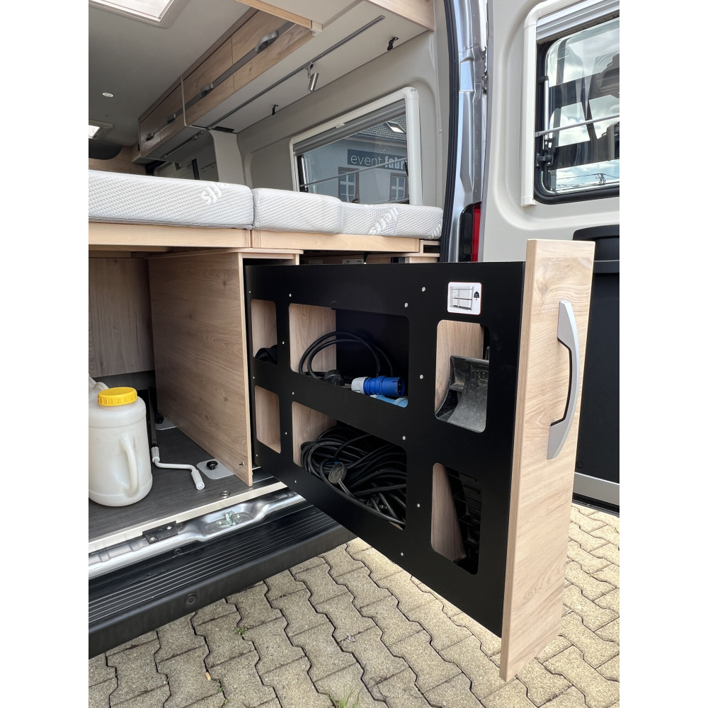 Dethleffs-Globetrail-640 S Peugeot-140 Ps