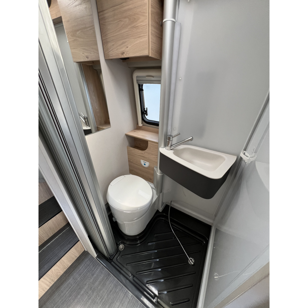 Dethleffs Globetrail 640 S Peugeot 165PS – Bild 12