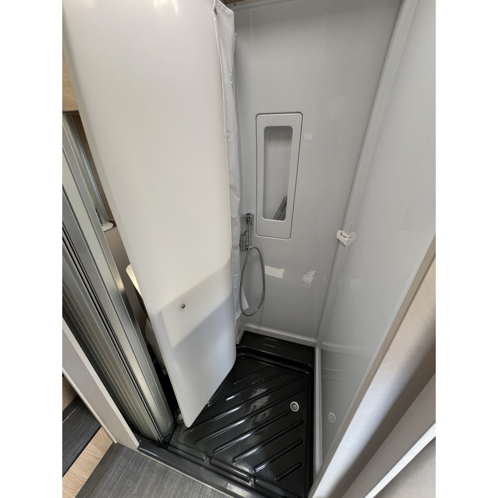 Dethleffs Globetrail 640 S Peugeot 165PS – Bild 13
