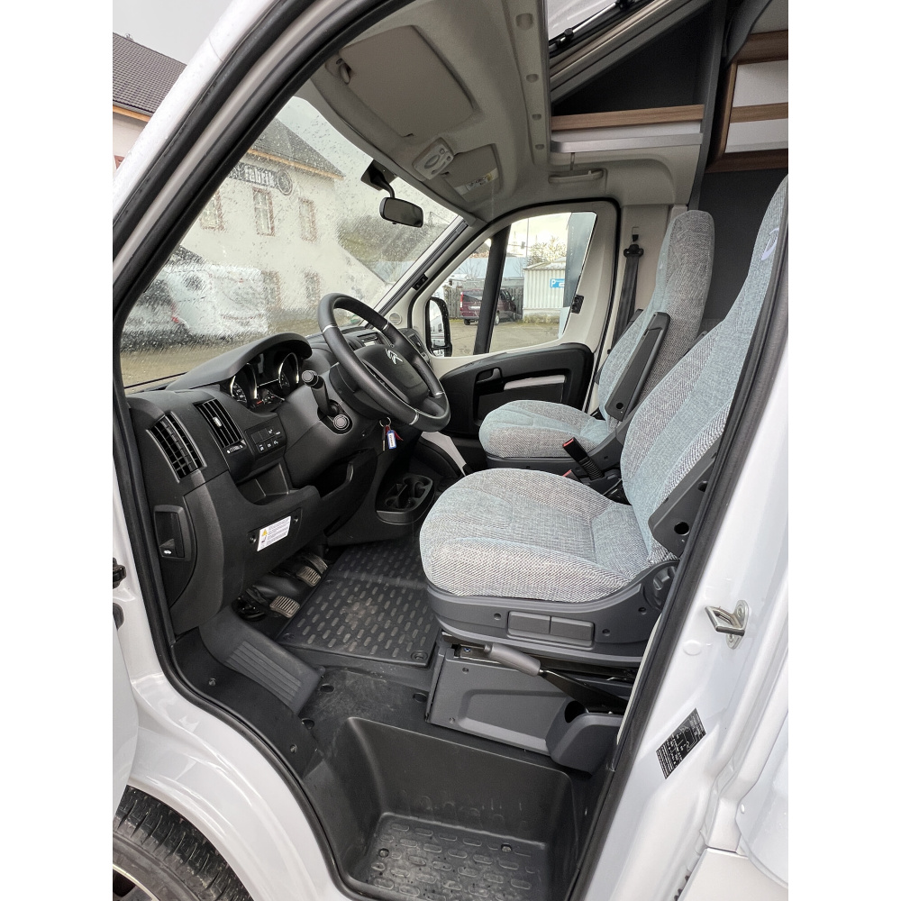 Dethleffs-Just 90-T 7052 EB-165PS