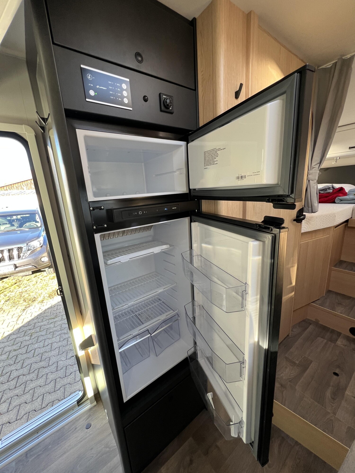 Sunlight-Adventure T-68-140Ps