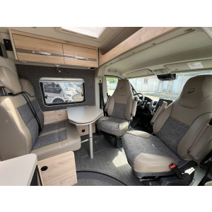 Dethleffs-Globetrail-640 S Peugeot-