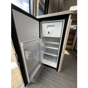 Dethleffs-Globetrail-640 S Peugeot-